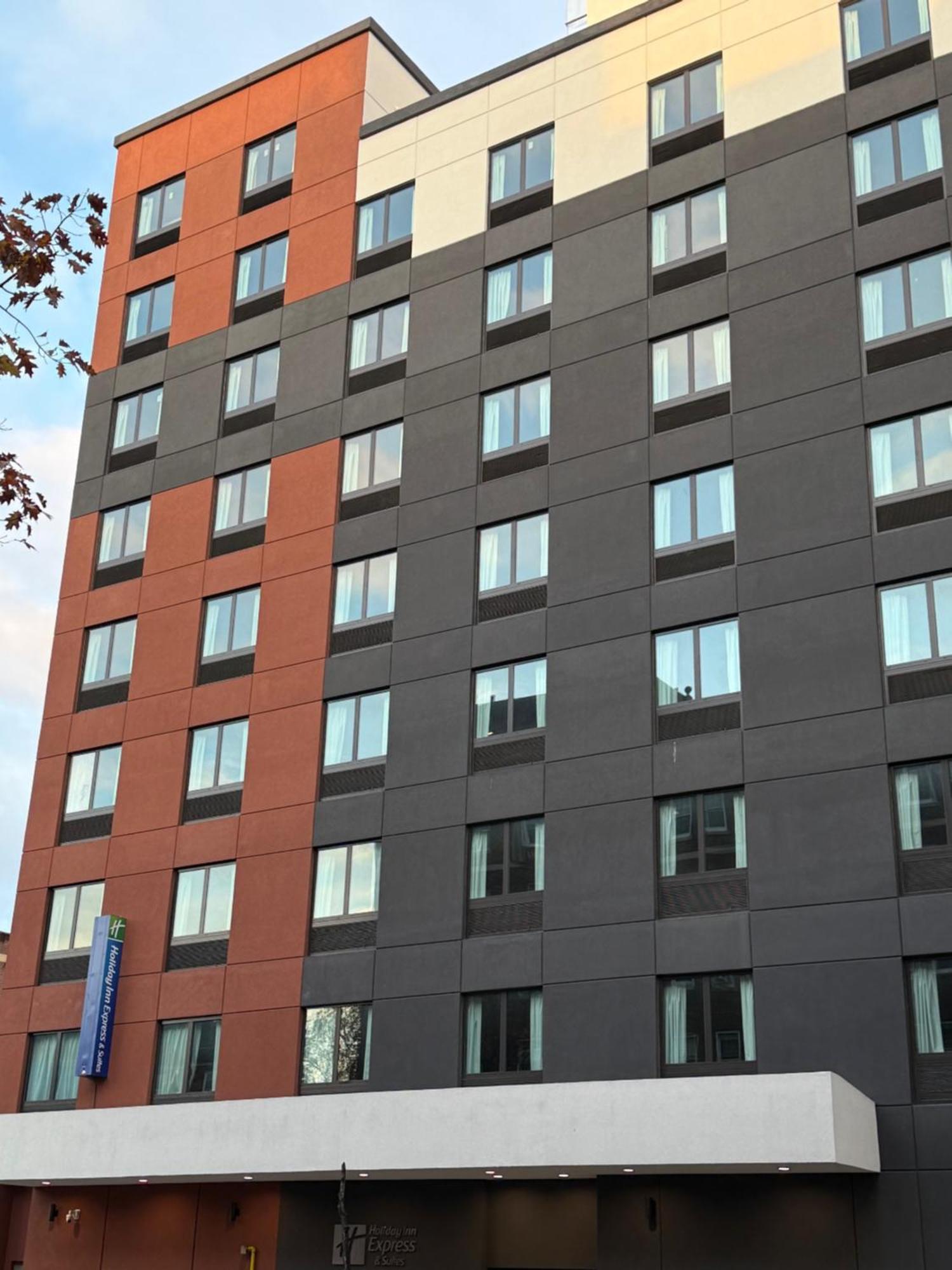 Holiday Inn Express & Suites New York Exterior foto